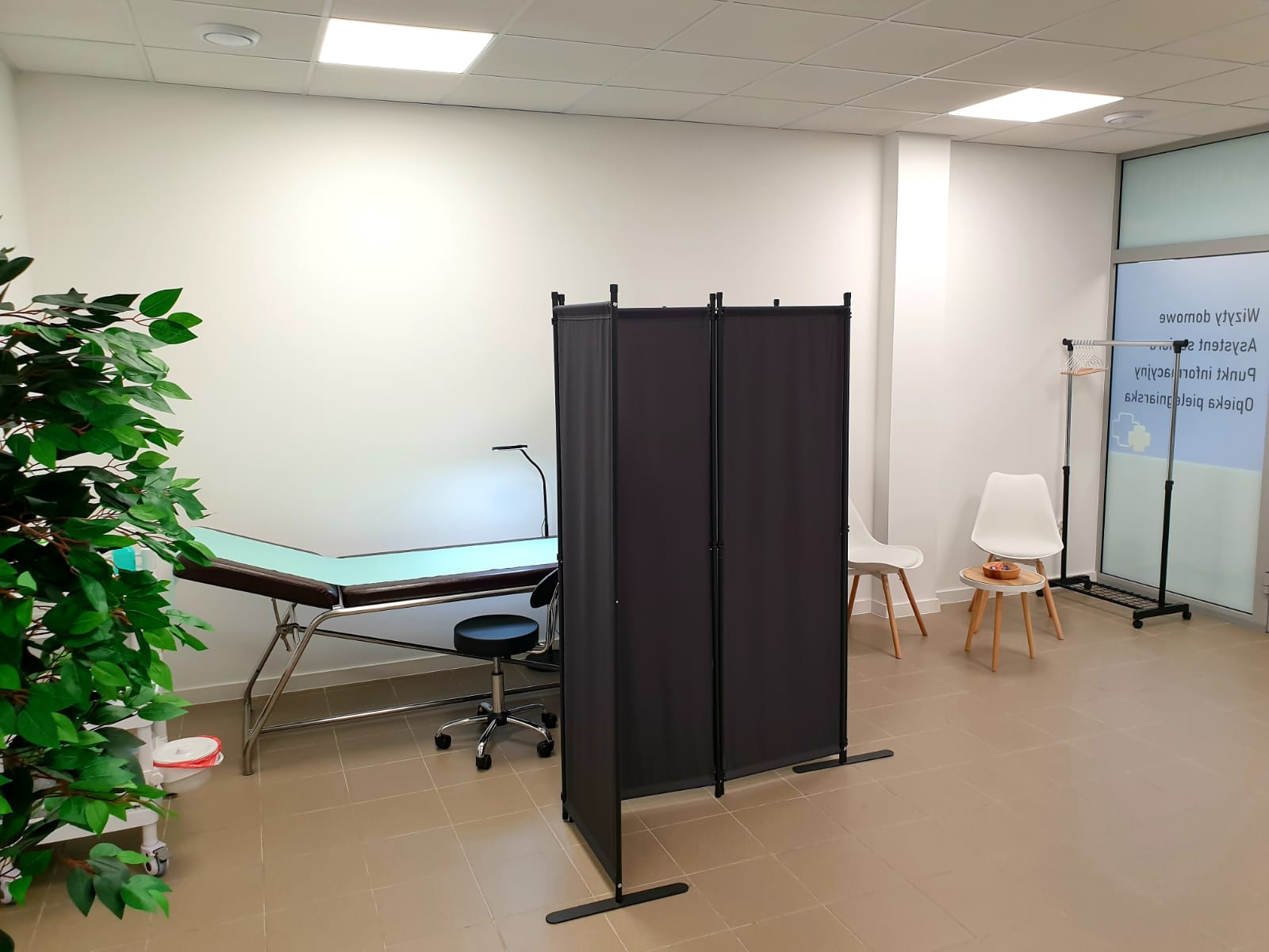 Zdjęcie gabinetu zabiegowego AnnaMed - profesjonalna opieka pielęgniarska